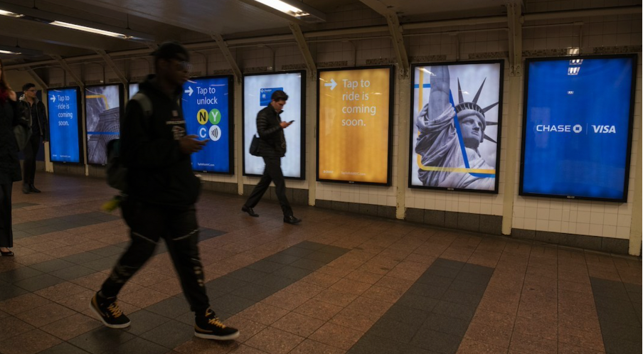 digital ads in train station